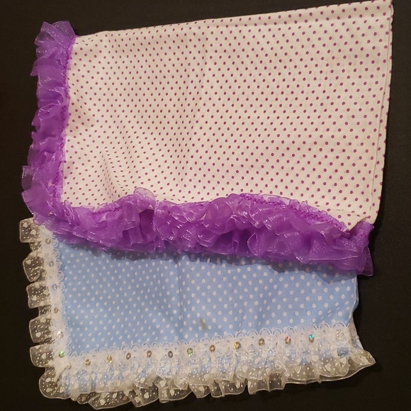 The Perky Polka-dot Hanky Set - Picture 1 of 8